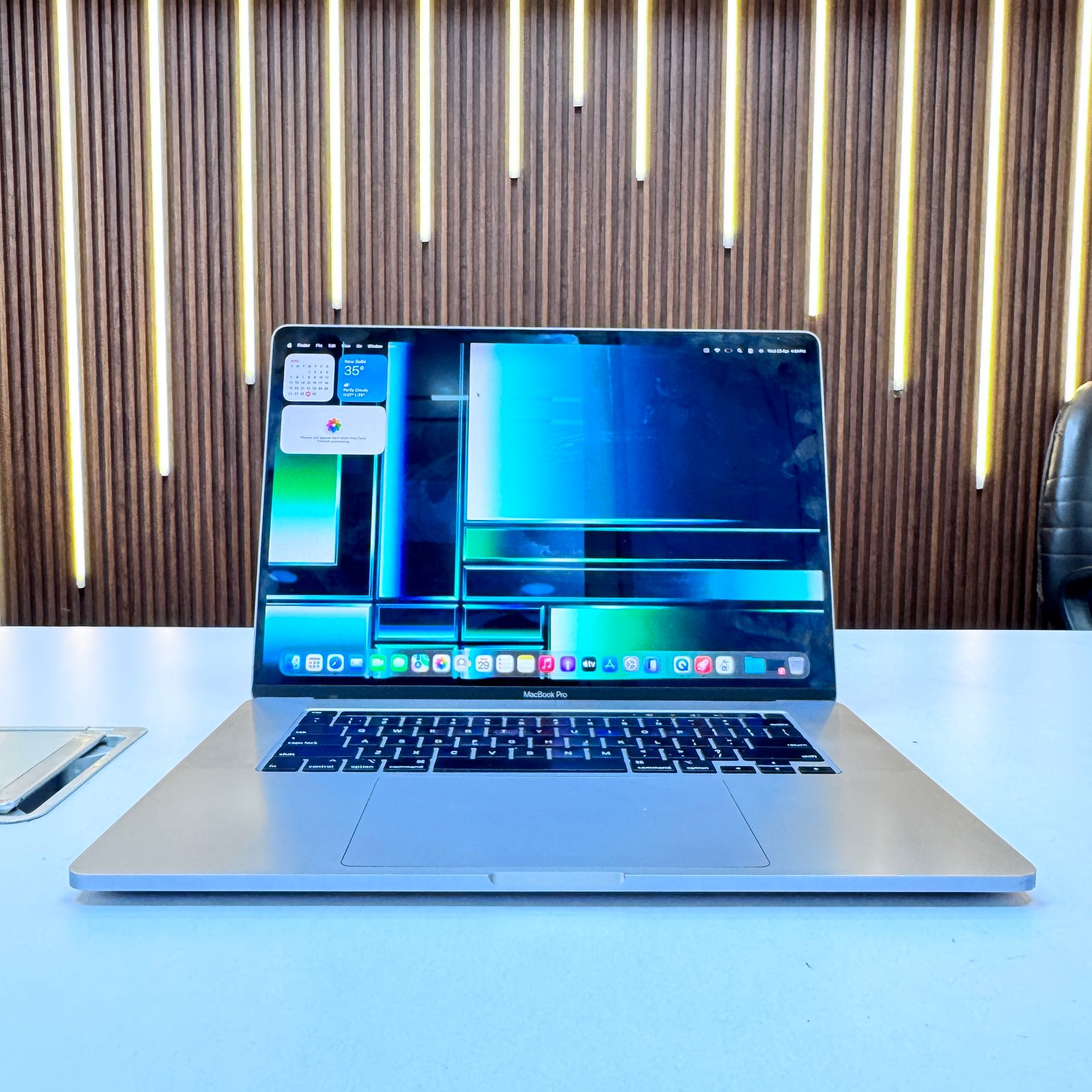Apple MacBook Pro A2141 | 16-inch Display | Intel Core i9 | 32GB RAM | 1TB SSD (Refurbished)