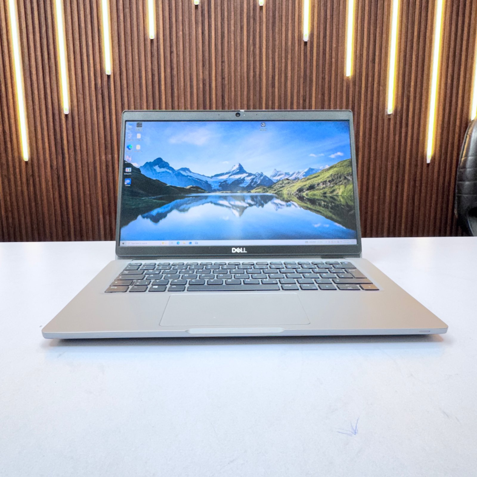 Dell Latitude 5320 | 13.3-inch Display | Intel Core i5 (11th Gen) | 8GB RAM | 256GB SSD (Refurbished)
