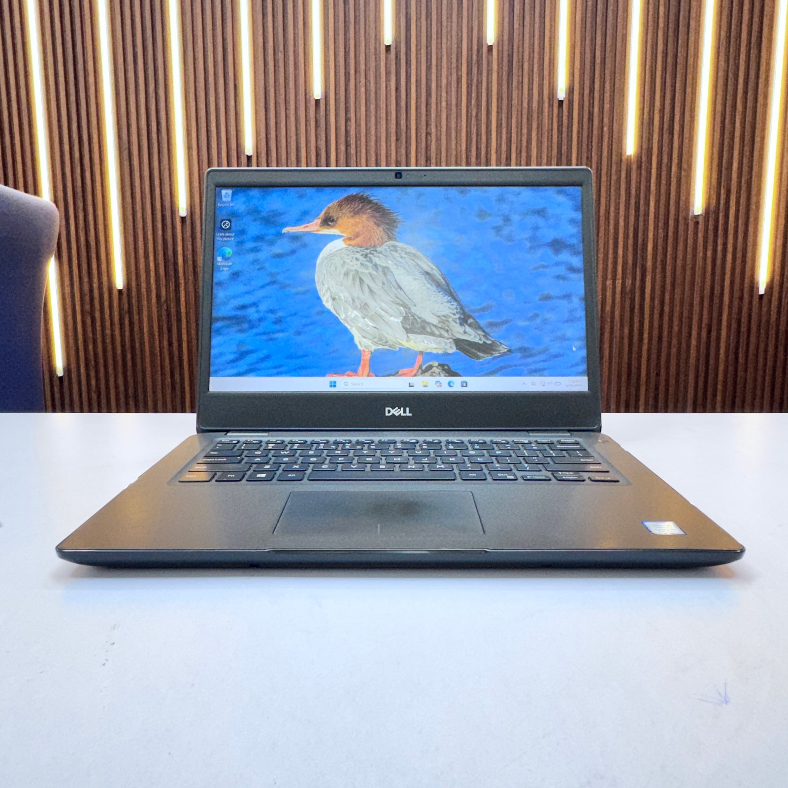 Dell Latitude 3400 | 14-inch Display | Intel Core i5 (8th Gen) | 8GB RAM | 256GB SSD (Refurbished)